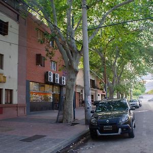 Departamento Amoblado En Pleno Centro De Mendoza.